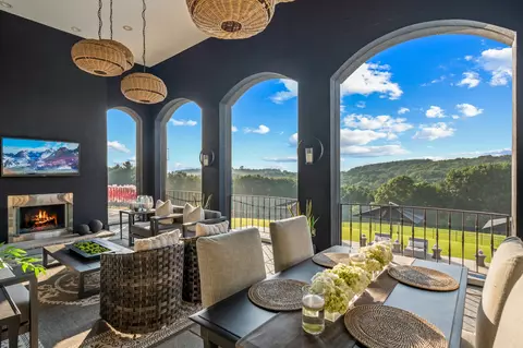 s17w28902 Price, Genesee, WI 53188