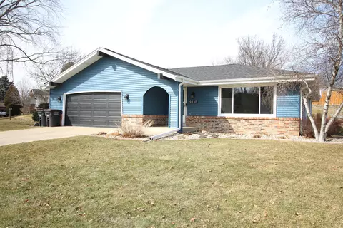 9830 W Plainfield, Greenfield, WI 53228