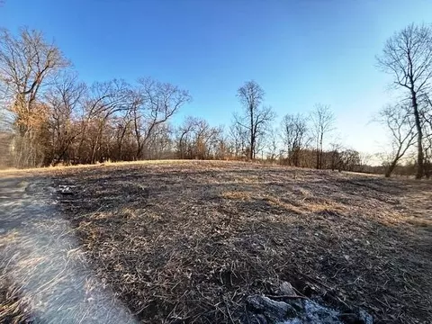 n1475 County Road K, Koshkonong, WI 53538