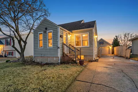7621 40th, Kenosha, WI 53142