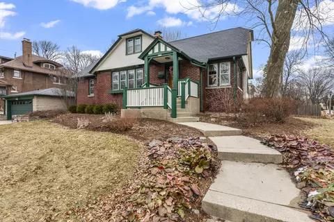 4134 N Murray, Shorewood, WI 53211