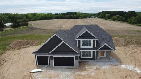 617 Talbots Woods, Dousman, WI 53118