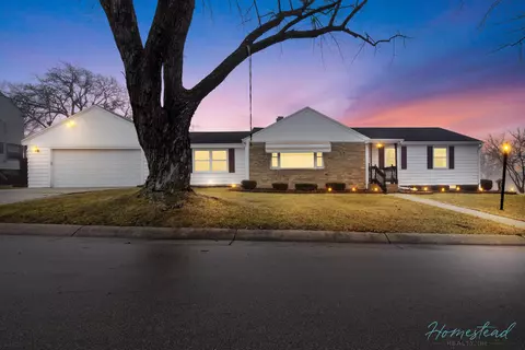 4630 W Anthony, Greenfield, WI 53219