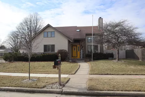 8126 61st, Kenosha, WI 53142