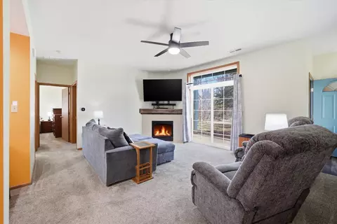 1827 E Racine #1, Waukesha, WI 53186