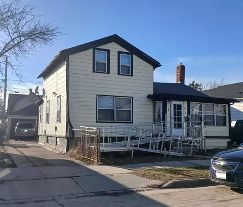 1236 Grand, Racine, WI 53403