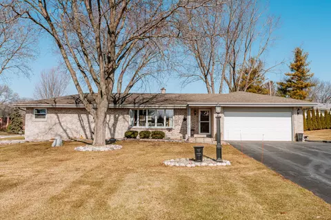 14530 Lindsay, Brookfield, WI 53005
