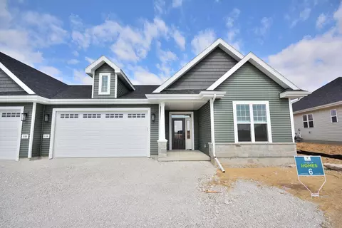 1116 Elderberry, Oconomowoc, WI 53066