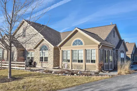 n50w25072 William, Pewaukee, WI 53072
