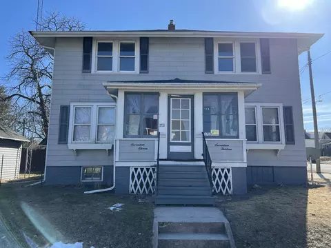 1711 Hamilton #1713, Manitowoc, WI 54220