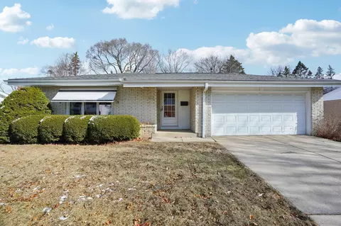 8840 W Cheyenne, Milwaukee, WI 53224