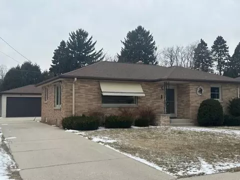 2620 S 15th, Sheboygan, WI 53081