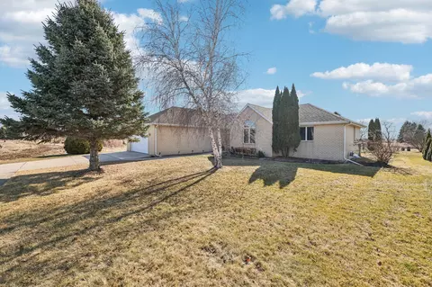 551 Winter, Walworth, WI 53184