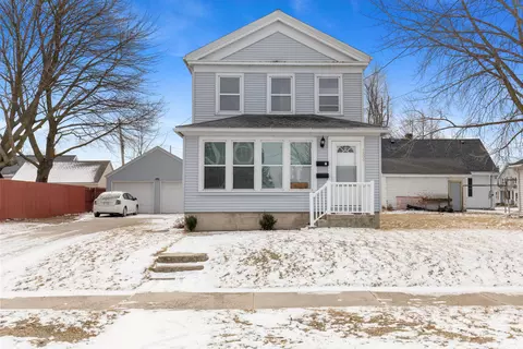 1809 Madison, Manitowoc, WI 54220