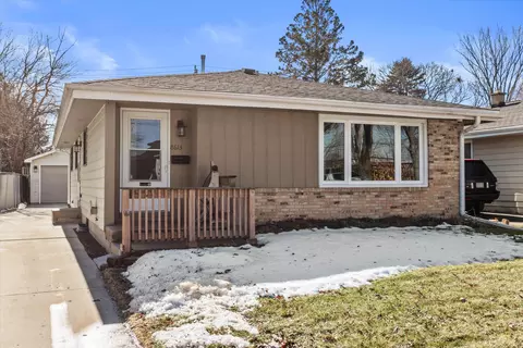 8613 W Schlinger, West Allis, WI 53214