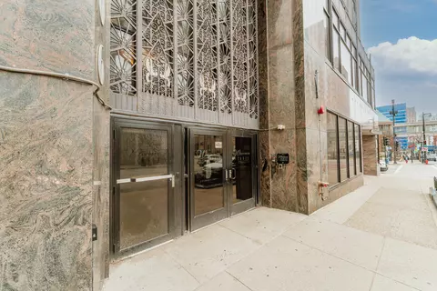 606 W Wisconsin #311, Milwaukee, WI 53203