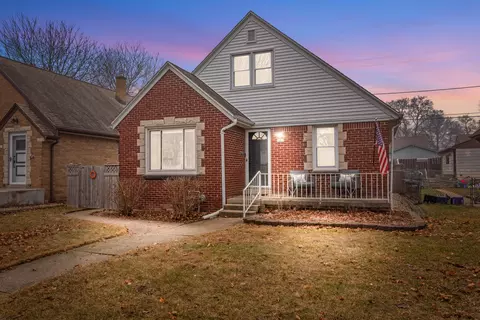 3007 N 87th, Milwaukee, WI 53222