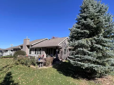 801 Derek, Viroqua, WI 54667