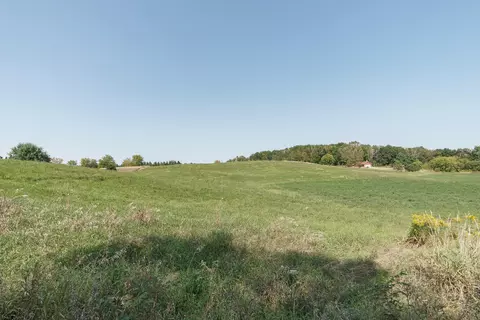Lt2 Spring, Ashford, WI 53010