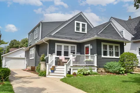 2431 N 70th, Wauwatosa, WI 53213