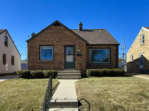 4461 S Adams, Milwaukee, WI 53207