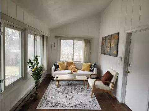 223 W Mequon, Mequon, WI 53092