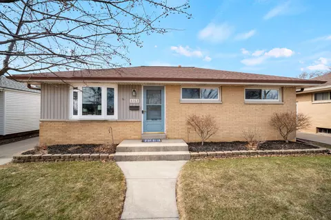 4163 S 54th, Milwaukee, WI 53220