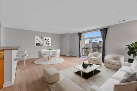 1920 N Farwell #403, Milwaukee, WI 53202