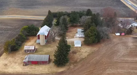 26505 Ketterhagen, Dover, WI 53105