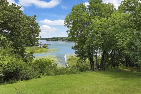 w5368 Plantation Road, Sugar Creek, WI 53121