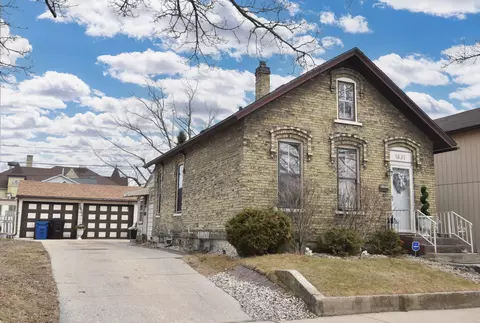 1431 Erie, Racine, WI 53402