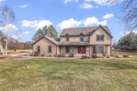 w318s3638 Perkins, Genesee, WI 53189