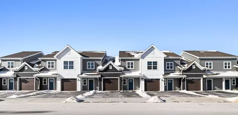 1675 Reigle #7, Kewaskum, WI 53040