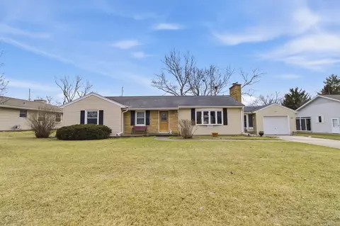 309 Roberts, Mukwonago, WI 53149