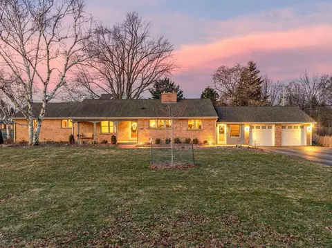 1245 Simon, Brookfield, WI 53005