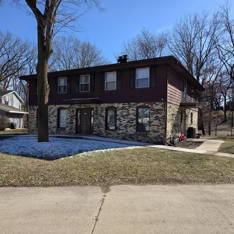 801 Teutonia, Burlington, WI 53105