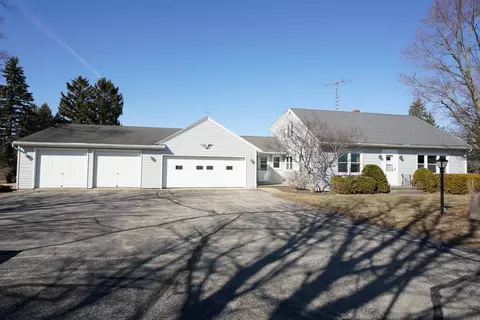n4593 County Road P, Darien, WI 53115