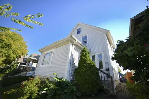 916 S 75th, West Allis, WI 53214