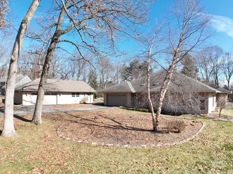 w307n6992 Club, Merton, WI 53029