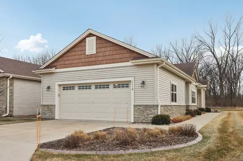 1110 Black Bear, Mukwonago, WI 53149
