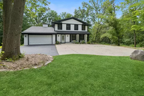 n2781 Wildwood Drive, Geneva, WI 53147