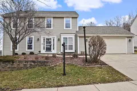 147 Manchester, Waukesha, WI 53188