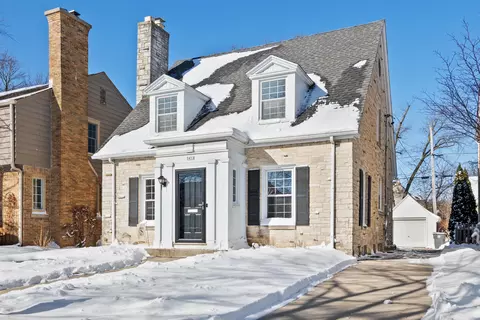 5453 N Shoreland, Whitefish Bay, WI 53217
