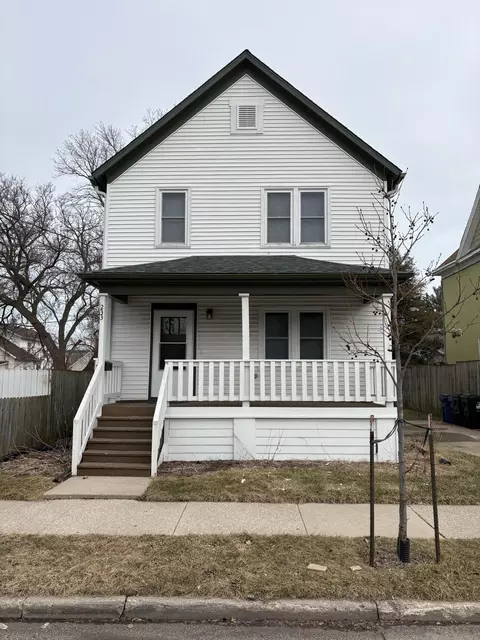 233 Frank, Racine, WI 53404