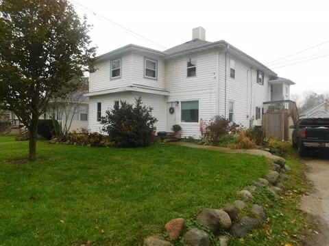 327 E Hunt, Twin Lakes, WI 53181