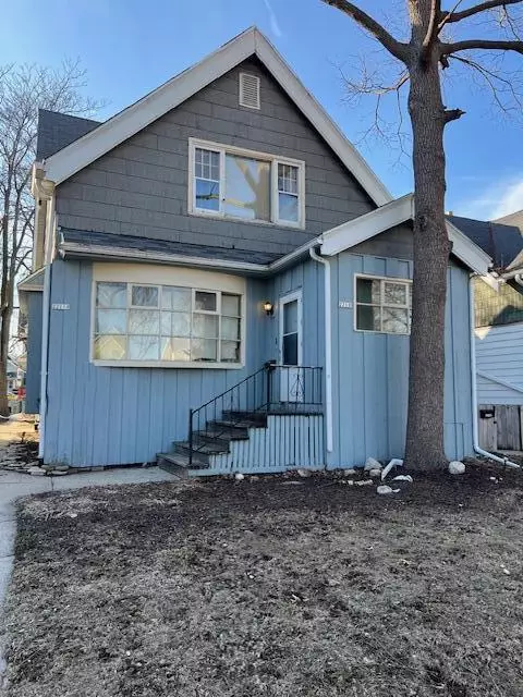 2211 N 51st #11A, Milwaukee, WI 53208