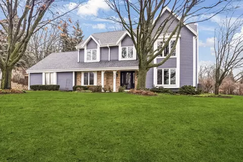 1000 Silver Mist, Brookfield, WI 53005