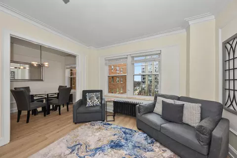 1028 E Juneau #430, Milwaukee, WI 53202