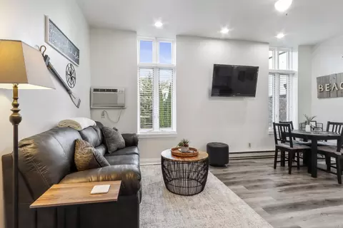 w3216 South Lake Shore Drive #105, Linn, WI 53147