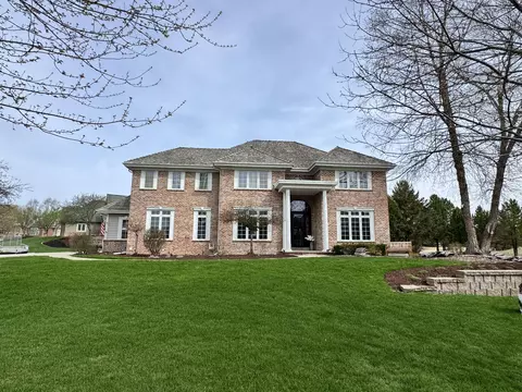 923 N Evergreen, Hartland, WI 53029